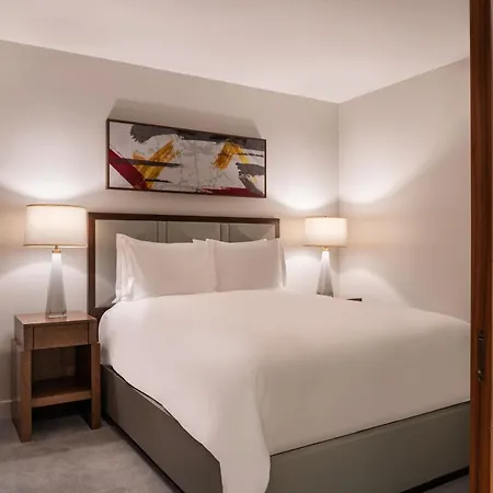 The Ritz-Carlton Residences, Waikiki Beach Hotel-3