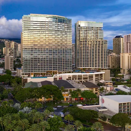 The Ritz-Carlton Residences, Waikiki Beach Hotel-2